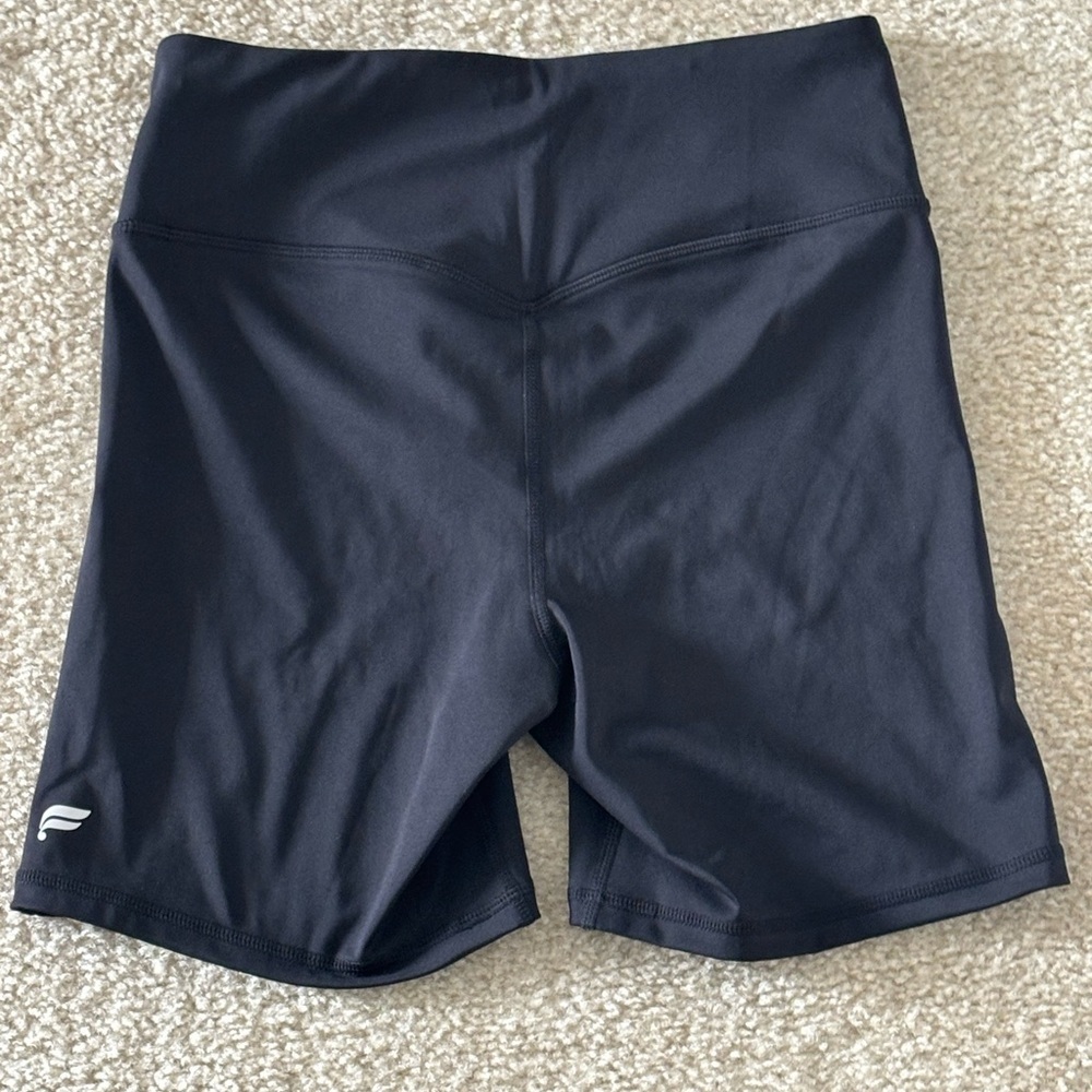 Fabletics Women's Black Bike Shorts NWT - Picture 2 of 5